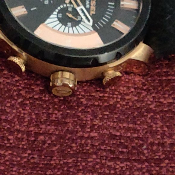 UNBELIEVABLE Sale!: SP#128 Diesel 5 Bar Watch - Picture 4 of 11